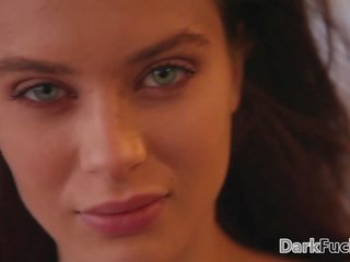 Palle profondo anale con mandingo e lana rhoades: hd x nominale video d2